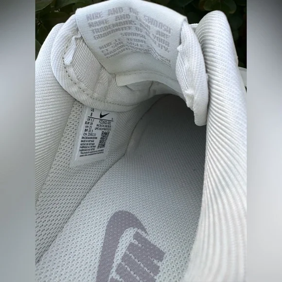 NIKE Air Force 1 Low 07 LX Sea Glass Light Iron Ore Translucent Wavy Sneaker NWT - Picture 7 of 8